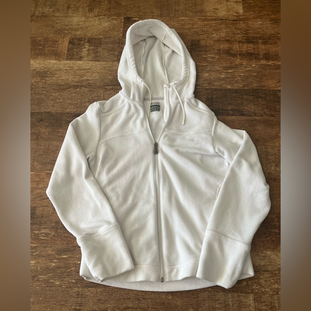 Columbia Titanium White Zip-up Jacket size Medium